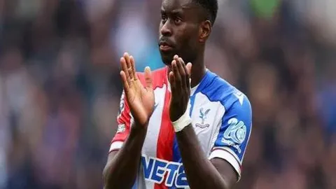 蜀地荣耀，巴蜀府誓夺主场胜利，重振胜利步伐！